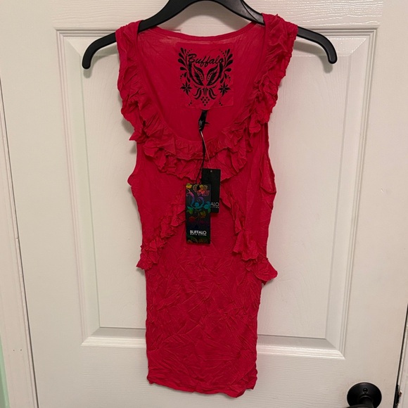 3/$20 ✨✨ Hot pink ruffle tank - Picture 1 of 4